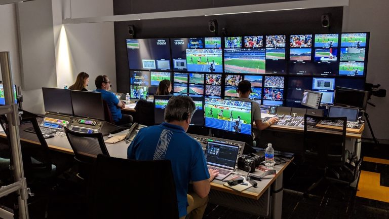 Sports Broadcasting A Career Guide for Aspiring Broadcasters