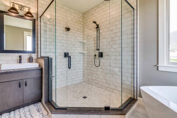 Revamp Your Space with Expert Cincinnati Bathroom Remodeling”