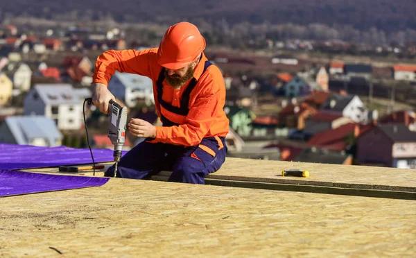 Signs You Need to Hire a Roofing Contractor